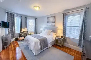 636 Washington St, Brookline, MA 02446 - Photo 7