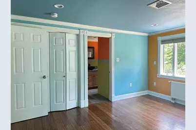 36 Crescent Dr, Ludlow, MA 01056 - Photo 11