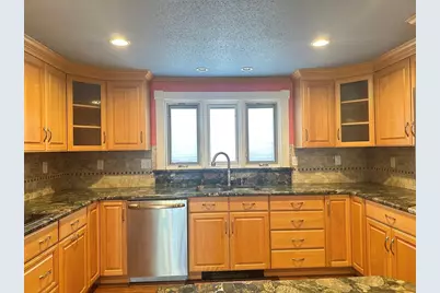 36 Crescent Dr, Ludlow, MA 01056 - Photo 3