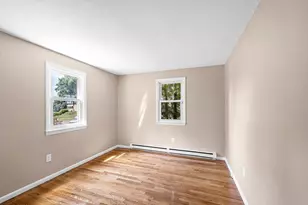99 Lakevilla Ave, Springfield, MA 01109 - Photo 19