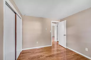 99 Lakevilla Ave, Springfield, MA 01109 - Photo 17