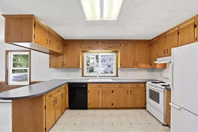 9 Cannon Road, Woburn, MA 01801 - Photo 7