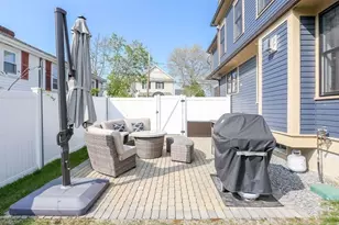 16 Downey St, Watertown, MA 02472 - Photo 33