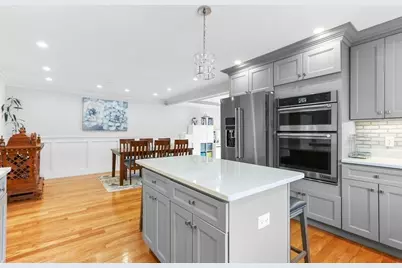 16 Downey St #16, Watertown, MA 02472 - Photo 5