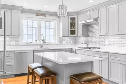 16 Downey St #16, Watertown, MA 02472 - Photo 3