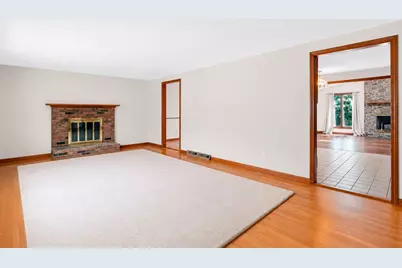 264 Greystone Ave, West Springfield, MA 01089 - Photo 5