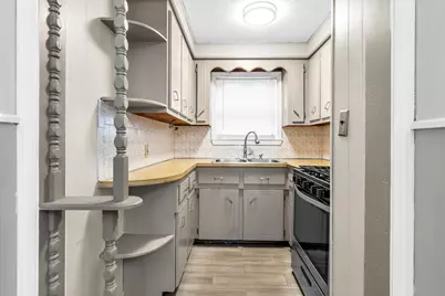 7 Trenton St, Lawrence, MA 01841 - Photo 31