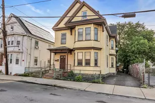 7 Trenton St, Lawrence, MA 01841 - Photo 1