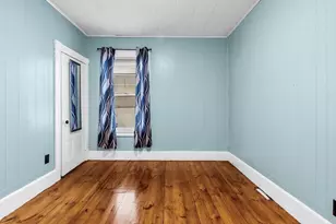 7 Trenton St, Lawrence, MA 01841 - Photo 17