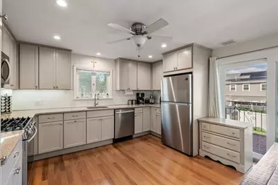 25 Piermont St, Watertown, MA 02472 - Photo 19