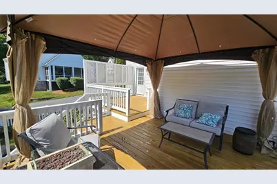 112 Dutcher St, Hopedale, MA 01747 - Photo 25