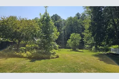 112 Dutcher St, Hopedale, MA 01747 - Photo 29