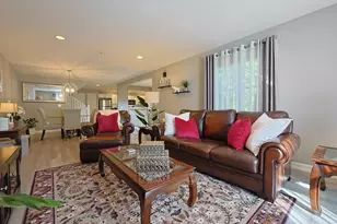10 Paul Revere Path, Hopkinton, MA 01748 - Photo 5