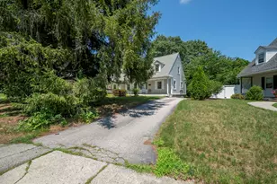17 Woodland St, Northbridge, MA 01588 - Photo 27