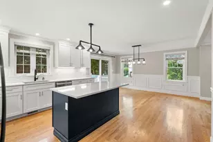 46 Mokema Ave, Waltham, MA 02451 - Photo 13