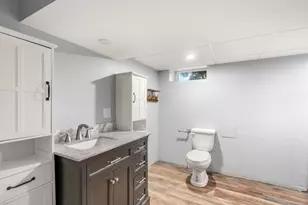 26 Walnut St, Attleboro, MA 02703 - Photo 29