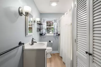 26 Walnut St, Attleboro, MA 02703 - Photo 15