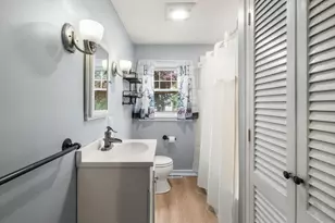 26 Walnut St, Attleboro, MA 02703 - Photo 15
