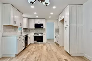 17 Hadrada Ln, Barnstable, MA 02632 - Photo 5