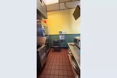 4 Wheeler St, Lynn, MA 01901 - Photo 11