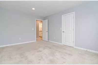 22 Locust Ln #22, Hopkinton, MA 01748 - Photo 15