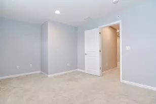 22 Locust Ln, Hopkinton, MA 01748 - Photo 21