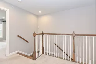 22 Locust Ln, Hopkinton, MA 01748 - Photo 17