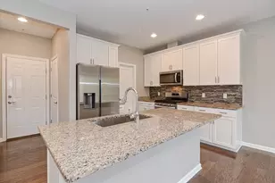22 Locust Ln, Hopkinton, MA 01748 - Photo 11