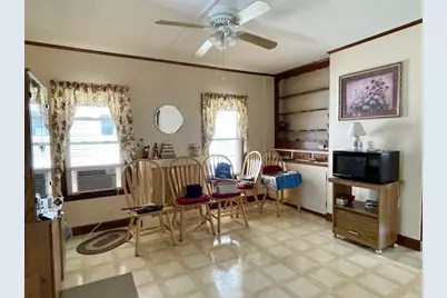 15 Valentine St, New Bedford, MA 02744 - Photo 9