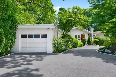 365 Newton St, Brookline, MA 02467 - Photo 33