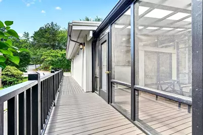365 Newton St, Brookline, MA 02467 - Photo 13