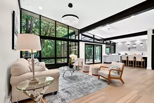 365 Newton St, Brookline, MA 02467 - Photo 3