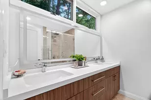 365 Newton St, Brookline, MA 02467 - Photo 21