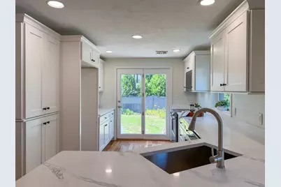 187 Humphrey St, Marblehead, MA 01945 - Photo 9