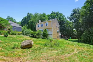2 Mayflower Cir, Shrewsbury, MA 01545 - Photo 3
