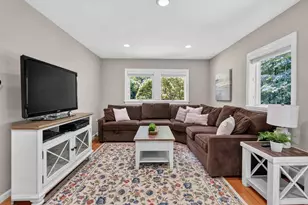 7 McCarthy Cir, Framingham, MA 01701 - Photo 15