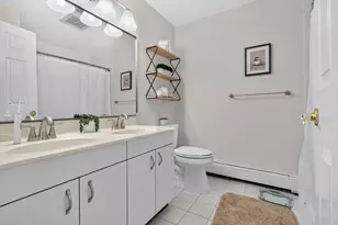 7 McCarthy Cir, Framingham, MA 01701 - Photo 31