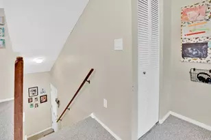 26 Nassau Dr, Springfield, MA 01129 - Photo 3