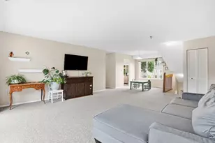 26 Nassau Dr, Springfield, MA 01129 - Photo 9