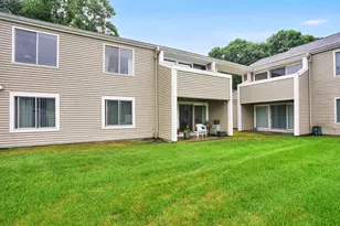 26 Nassau Dr, Springfield, MA 01129 - Photo 35