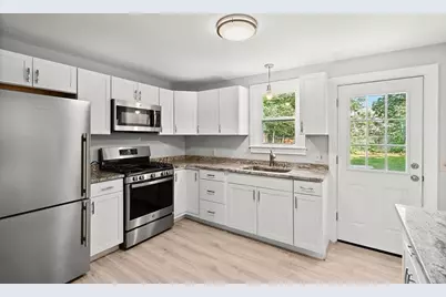 6-8 & 9 Richs Court, Amesbury, MA 01913 - Photo 9