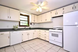 87 Lorraine Dr, East Bridgewater, MA 02333 - Photo 7
