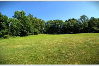 277 Yew Street, Douglas, MA 01516 - Photo 7