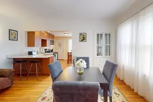 29 Montgomery St, Cambridge, MA 02140 - Photo 9