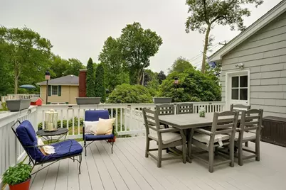18 Hart St, Burlington, MA 01803 - Photo 5