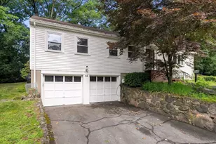 44 Windemere Rd, Wellesley, MA 02481 - Photo 3