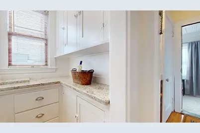 30 Clay St #3B, Cambridge, MA 02140 - Photo 7
