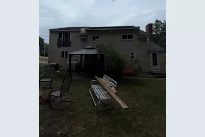 17 E Public St, Freetown, MA 02702 - Photo 15