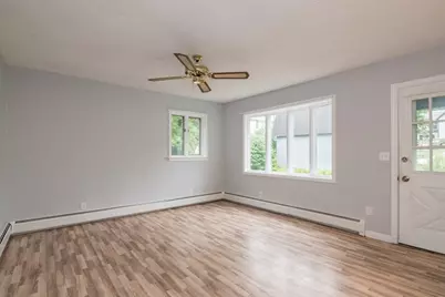 56 Warner St, Northampton, MA 01062 - Photo 15