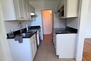 122 Riverway, Boston, MA 02215 - Photo 5